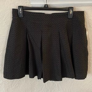 Kensie pleaded mini skirt